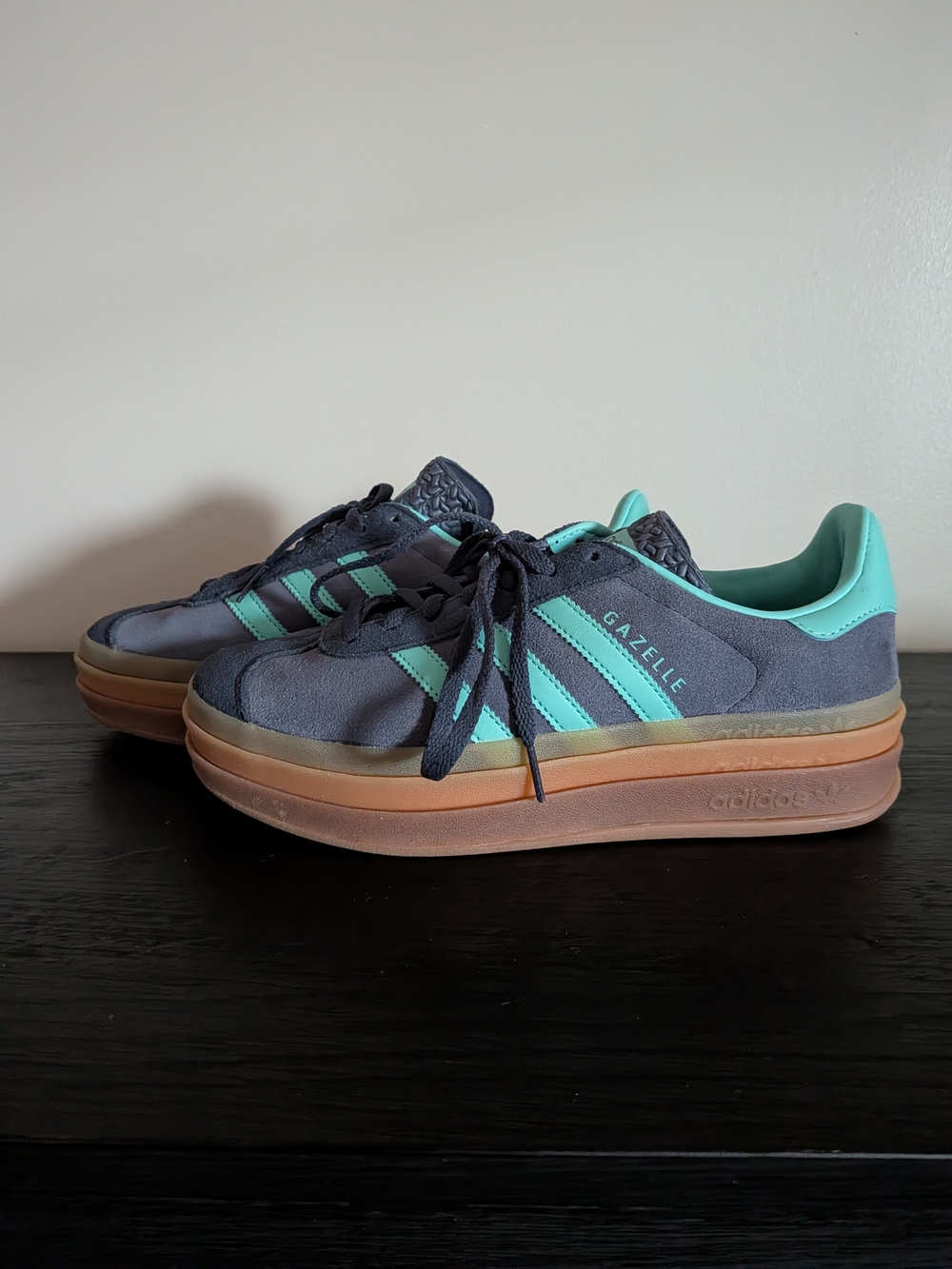 adidas Gazelle Women’s Sneakers in Teal and Navy Suede 7.5
